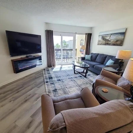 Island House D222 Condo